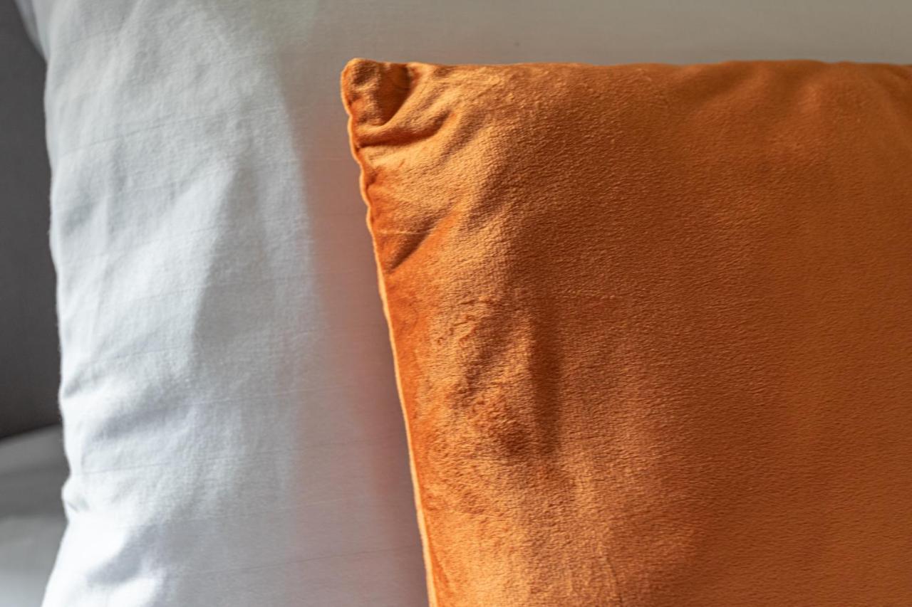 Milton Stays - Cosy 2 Bed House, 15 Min Walk To York City Center, For Up To 6 - With Period Features, Fireplace, Superfast Wi-Fi, Private Garden, Free On Street Parking Dış mekan fotoğraf