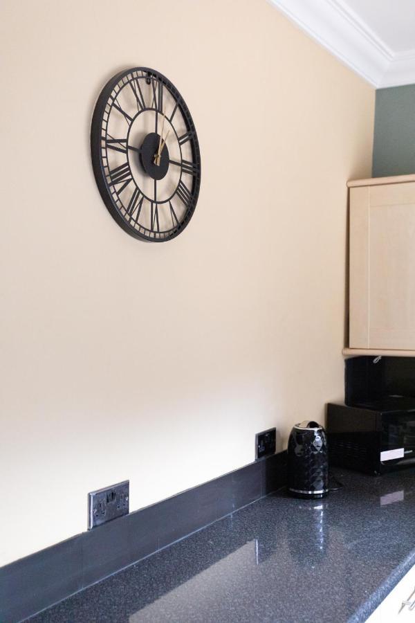 Milton Stays - Cosy 2 Bed House, 15 Min Walk To York City Center, For Up To 6 - With Period Features, Fireplace, Superfast Wi-Fi, Private Garden, Free On Street Parking Dış mekan fotoğraf